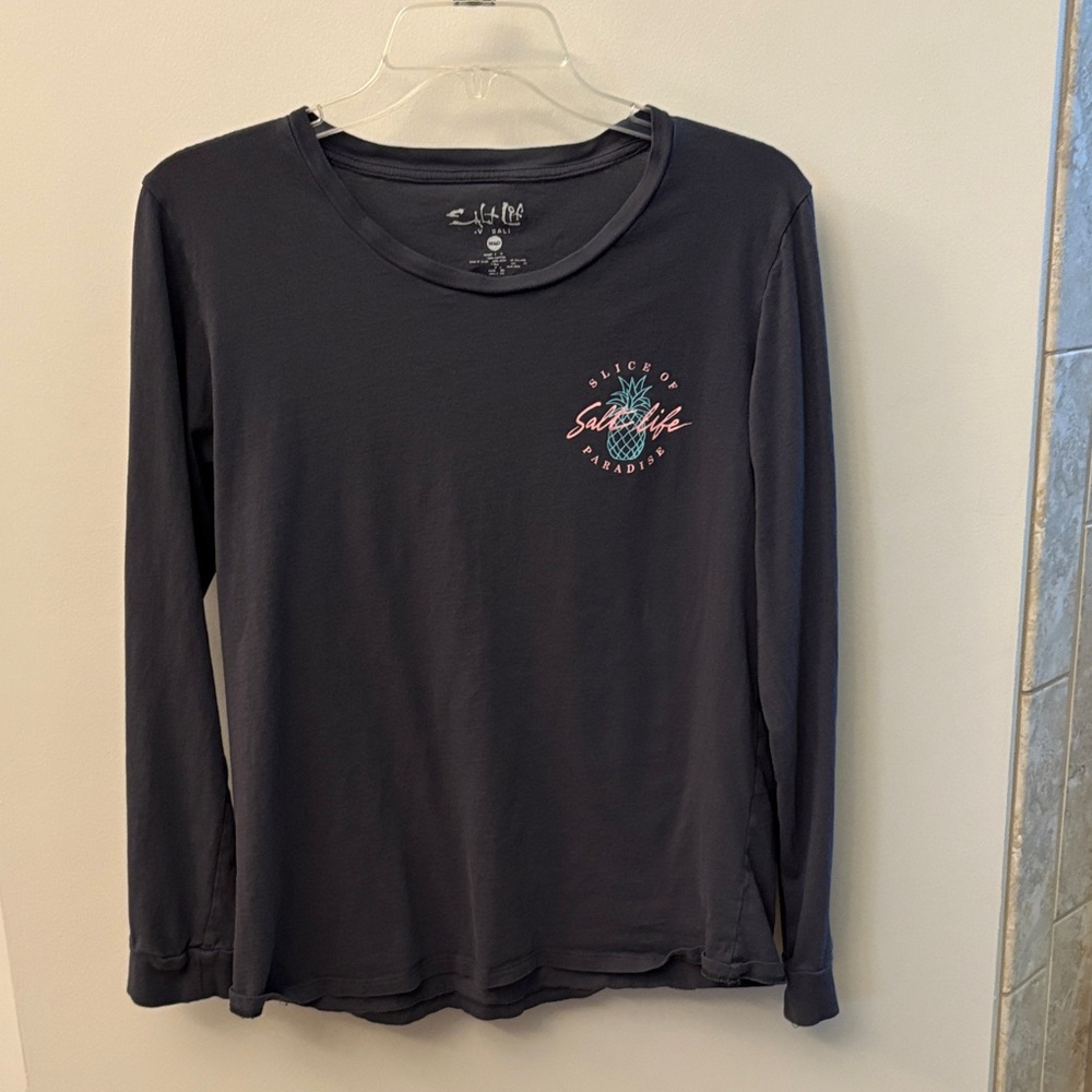 Women’s Medium Salt Life Charcoal Long Sleeve Shirt